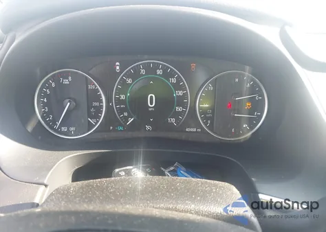 2017 Buick Lacrosse Essence z USA, uszkodzony, nr VIN 1G4ZP5SS2HU133938